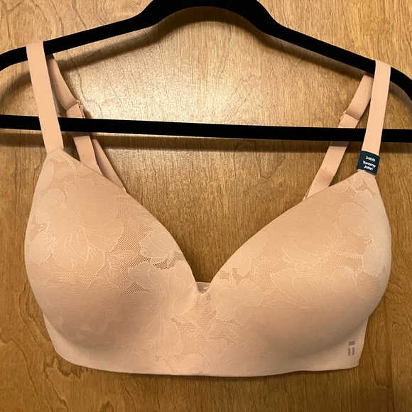 Bundle of 3 Tommy John Wireless Bras 34DD Pink/Beige/Black - Picture 10 of 14